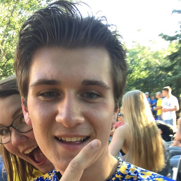 Meet your Posher, Dillon - Picture 7 of 12